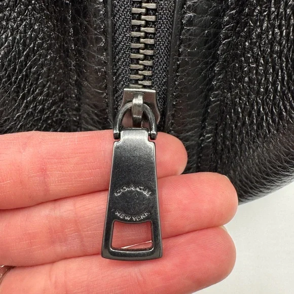 Coach Kristy Chain Leather Shoulder Bag - Picture 7 of 9